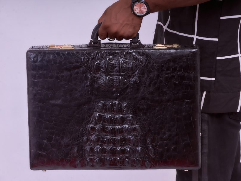Black Saltwater Crocodile Head/Tail Combo Wooden Laptop Briefcase – Image 4