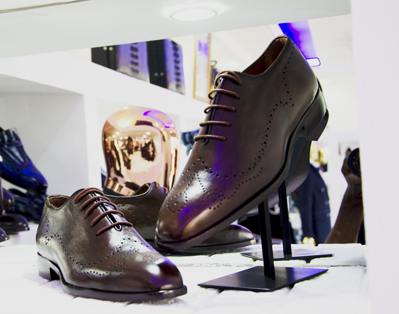 legends Bull classic oxford