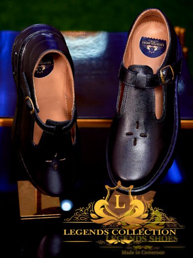 Classic school shoe for girls