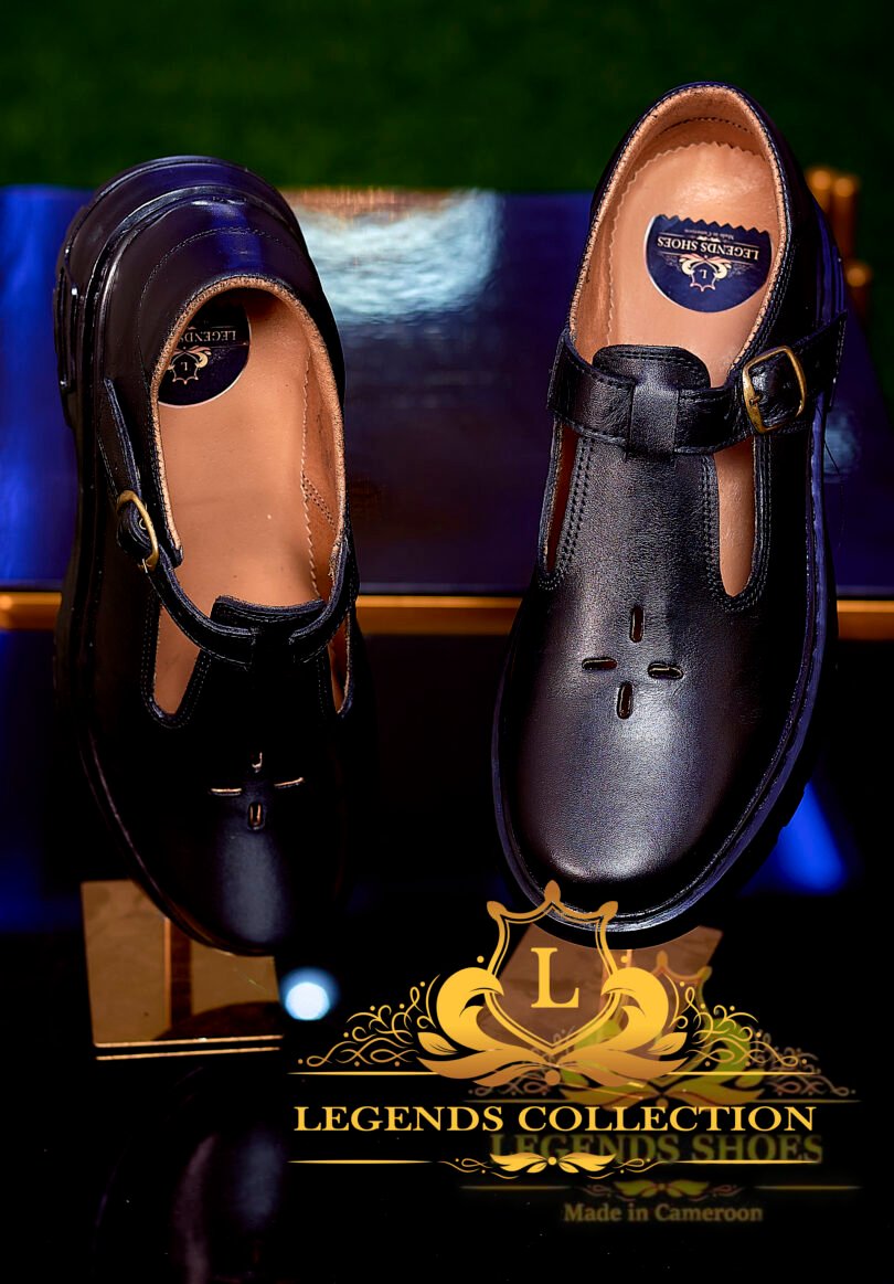 Classic school shoe for girls
