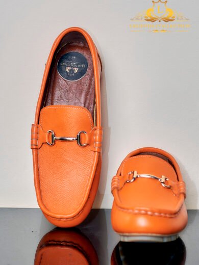 🔥 Luxurious Orange Moccasins with Bracelet – Stand Out in Style! 🔥