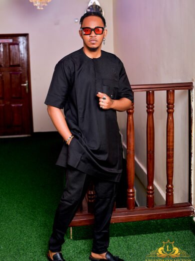 Black men's saillon set